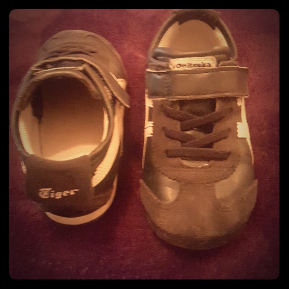 Asics Onitsuka Tiger Toddler Boys size 9
